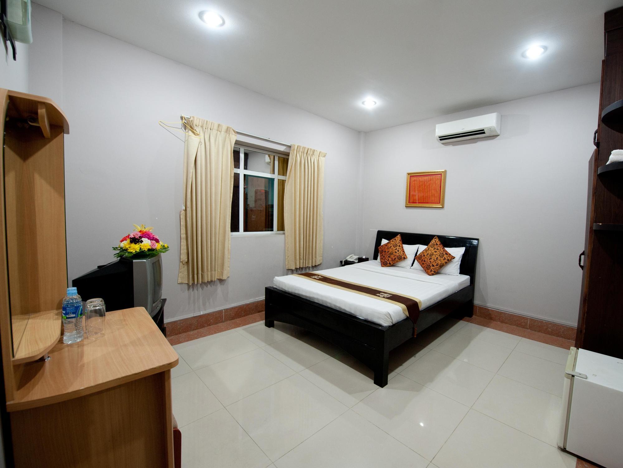 Wei Si Deng Hotel & Restaurant Phnom Penh Dış mekan fotoğraf