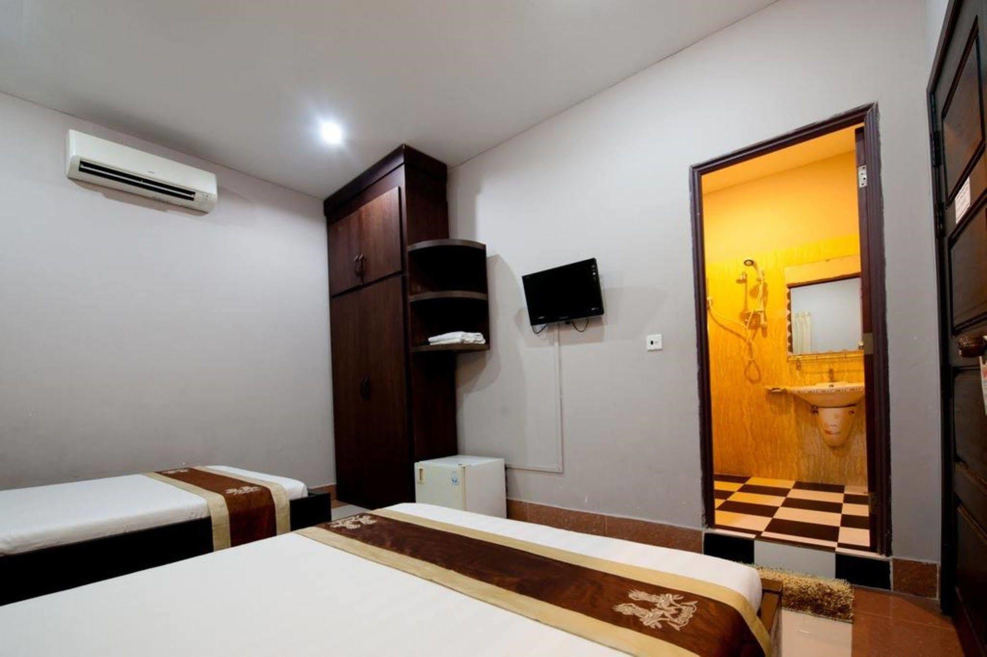 Wei Si Deng Hotel & Restaurant Phnom Penh Dış mekan fotoğraf