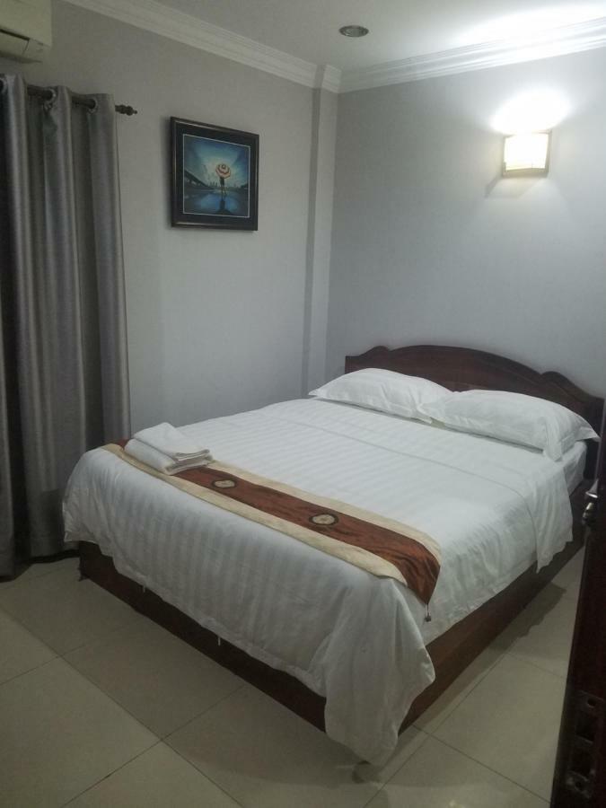 Wei Si Deng Hotel & Restaurant Phnom Penh Dış mekan fotoğraf